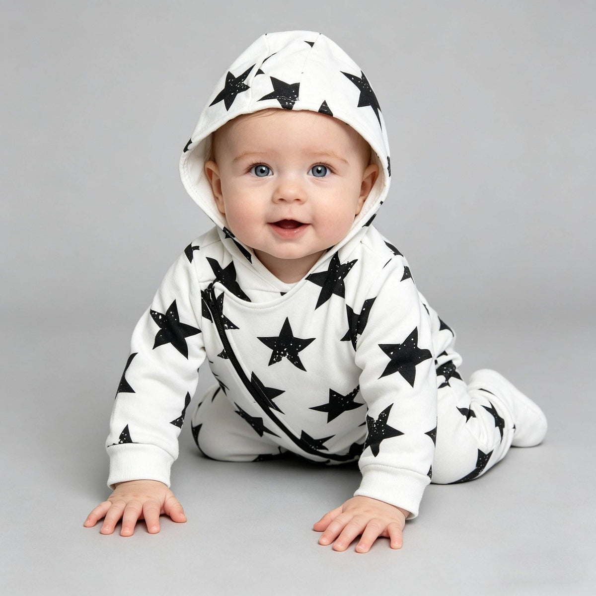 Kapital K Baby White & Black Star Hooded Zip Romper (0/3M–12M)